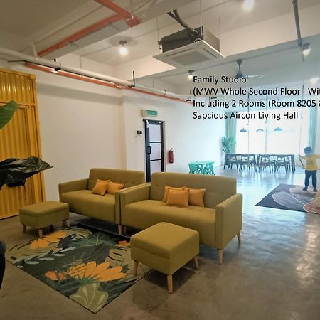 Mwv Family Suite Room Muar Eksteriør billede