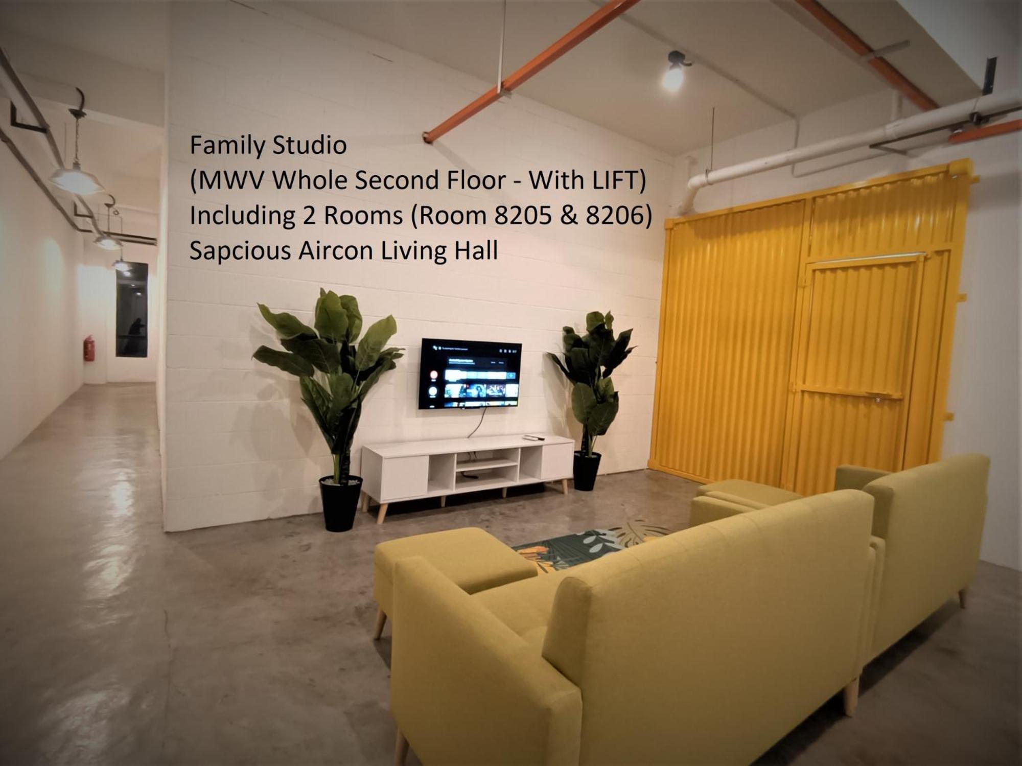 Mwv Family Suite Room Muar Eksteriør billede