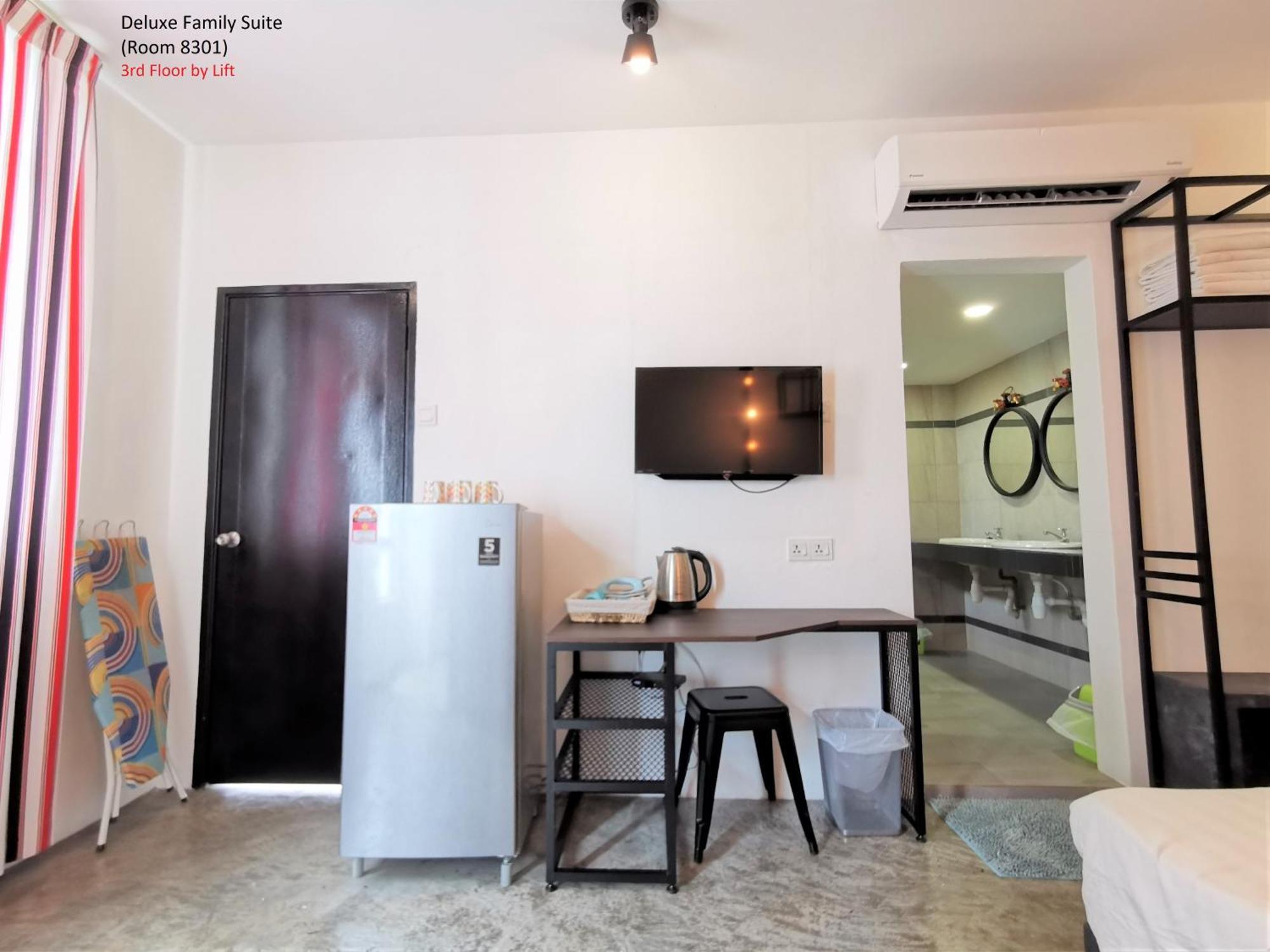 Mwv Family Suite Room Muar Eksteriør billede