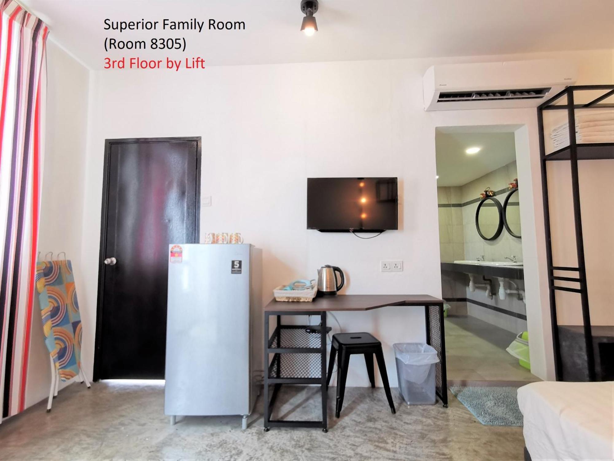 Mwv Family Suite Room Muar Eksteriør billede
